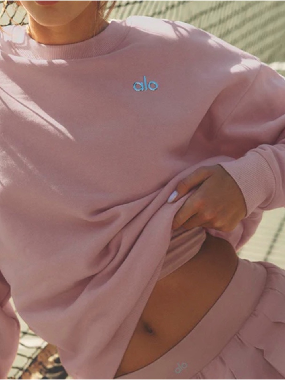 ALO Yoga Pink Crewneck Sweatshirt with Silver Logo - Picture 4 of 4